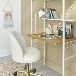 Maisons Du Monde Chaises De Bureau Enfant Chaise De Bureau à Roulettes à Bouclettes Blanches Et Métal Coloris Laiton 11 Maisons Du Monde Chaises De Bureau Enfant Chaise De Bureau à Roulettes à Bouclettes Blanches Et Métal Coloris Laiton -Commodes enfant Soldes chaise de bureau a roulettes a bouclettes blanches et metal coloris laiton 1000 1 2 215170 9